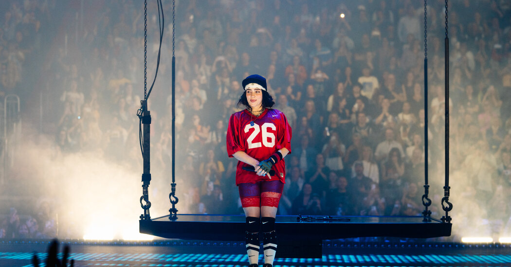 Billie Eilish, Chappell Roan e Shakira se apresentarão no Grammy