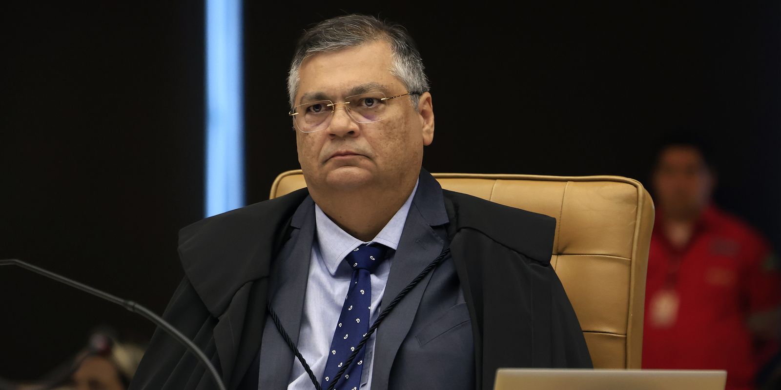 Dino dá 30 dias para governo ter regras para emendas em universidades