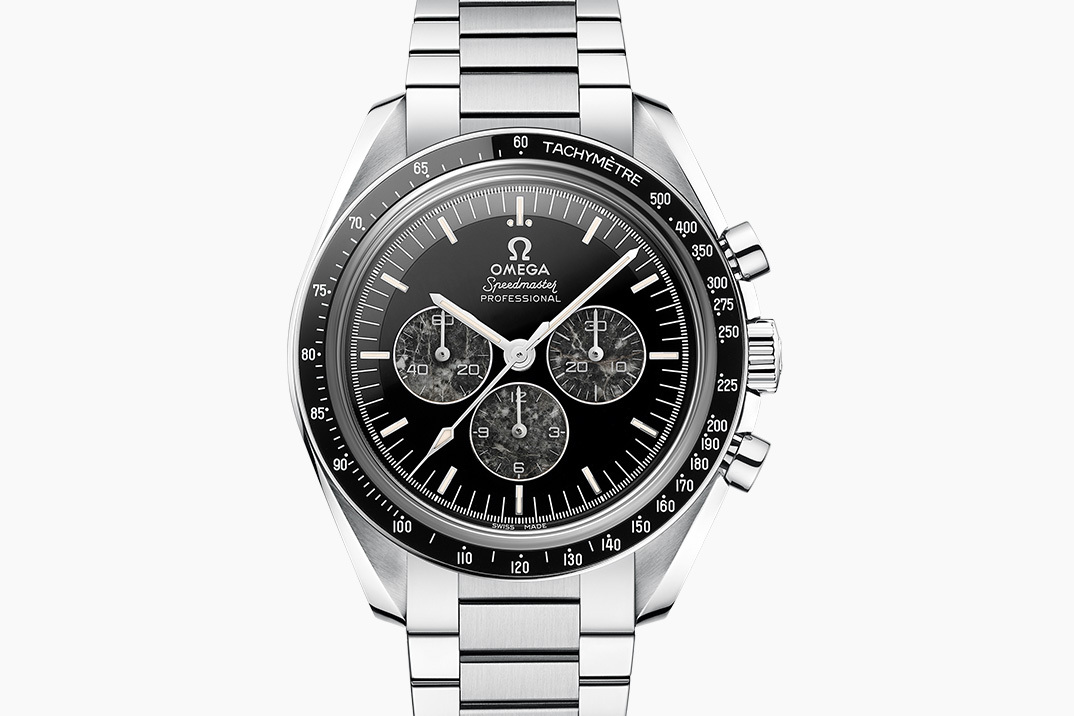 Omega dá caixa e pulseira de platina para o Speedmaster Calibre 321 Moonwatch