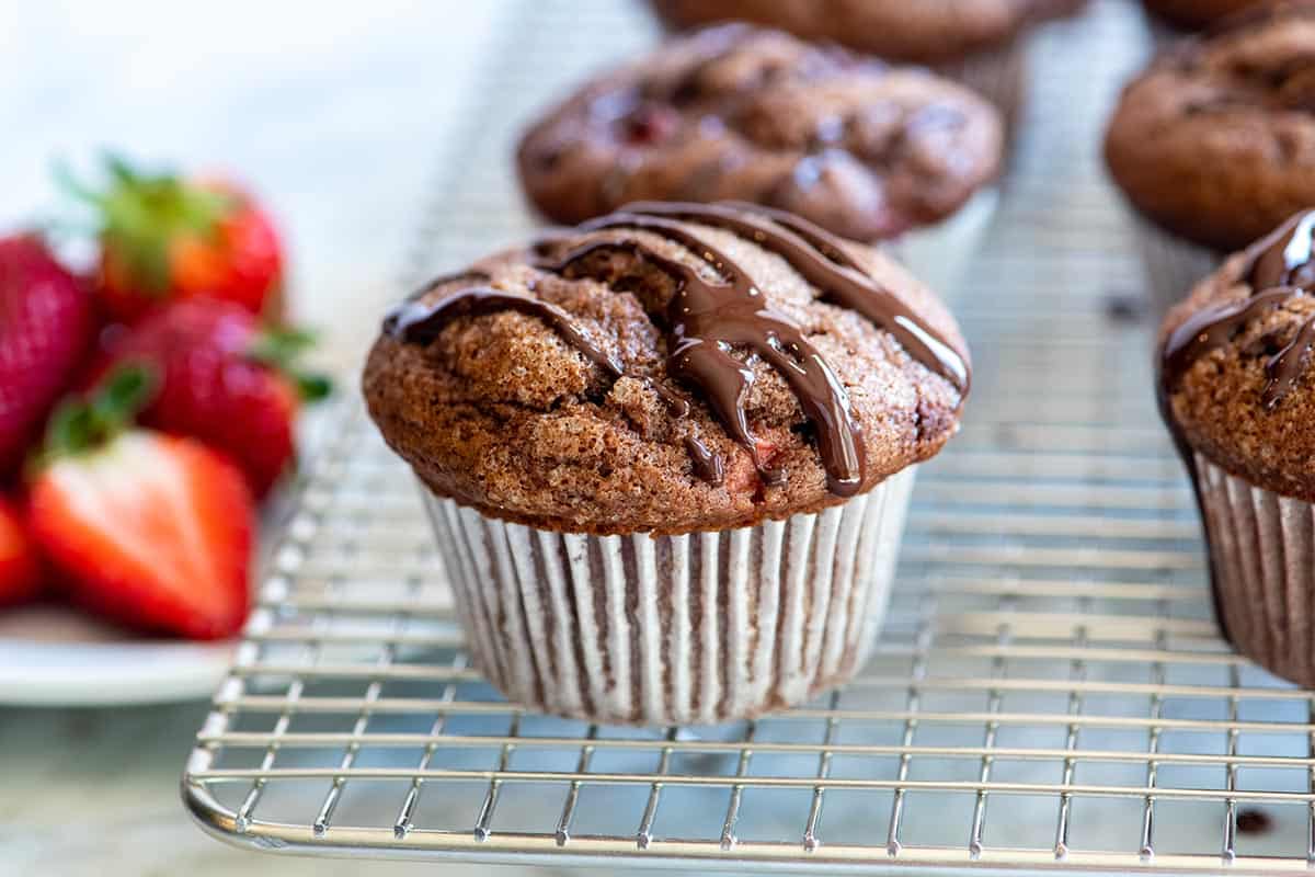 Receita de Muffins de Chocolate com Morango