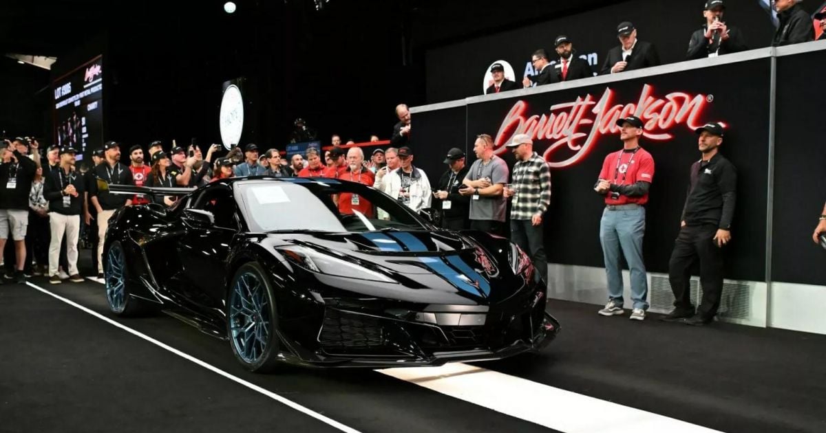Por que o primeiro Chevrolet Corvette ZR1, Twin-Turbo, foi vendido por US $ 6 milhões