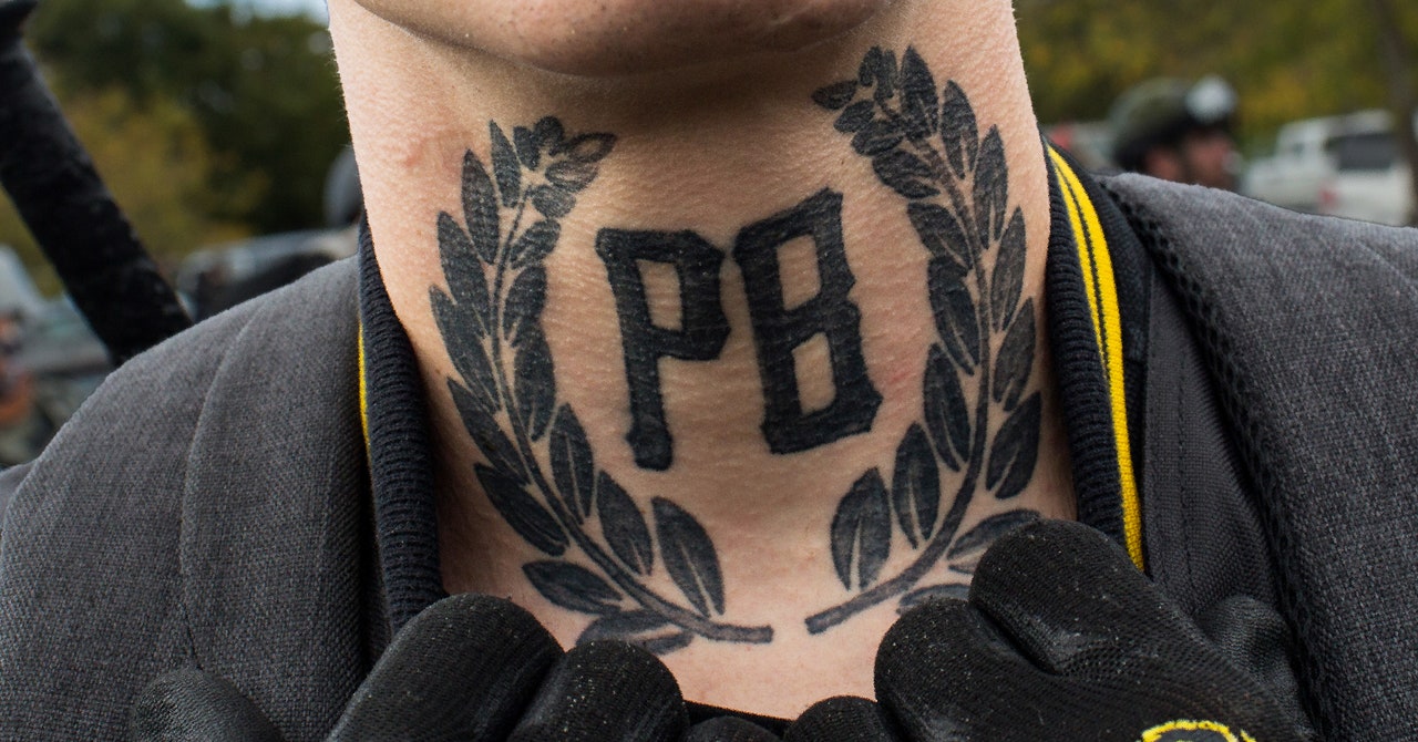 Os Proud Boys estão planejando um retorno. E eles querem vingança