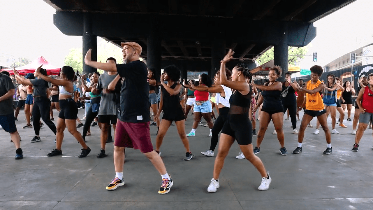 bailes de Madureira ganham destaque no The New York Times