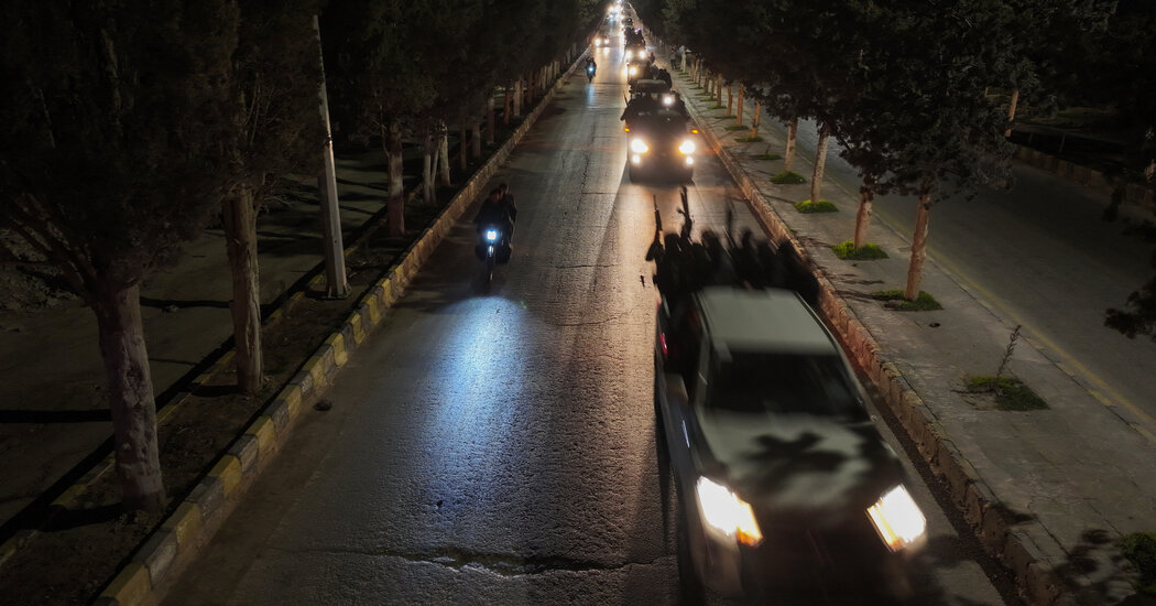 Violência varre a Síria costeira, semeando o caos: ‘Temos que sair daqui’