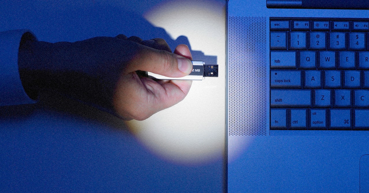 Como criar uma unidade USB de recuperação para consertar seu computador