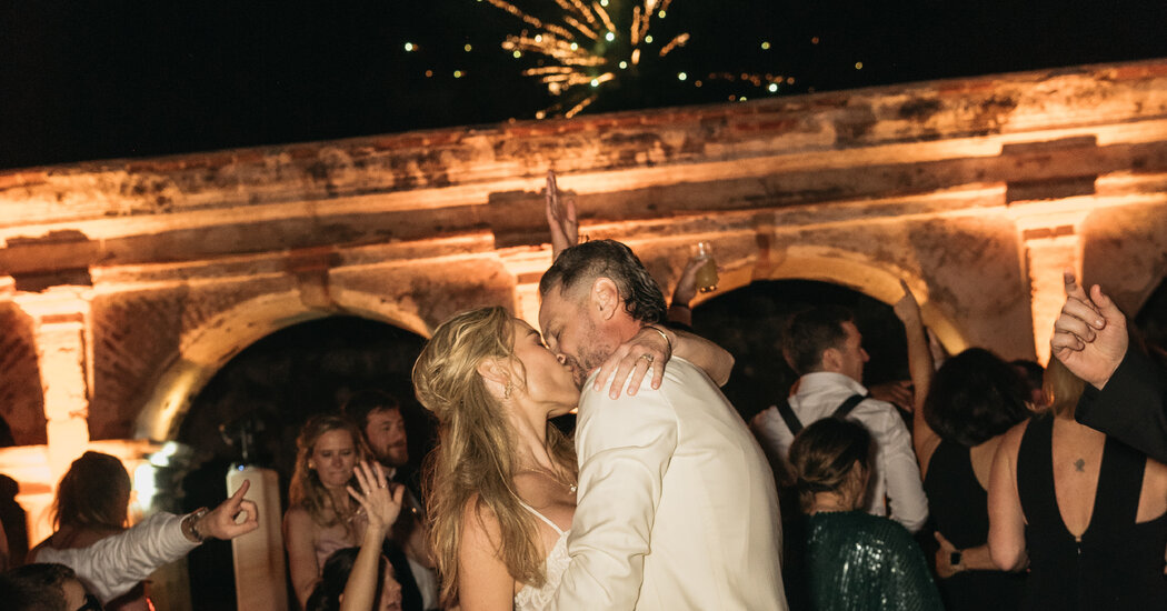 Uma celebração épica na Guatemala, ruínas e vulcão incluídos