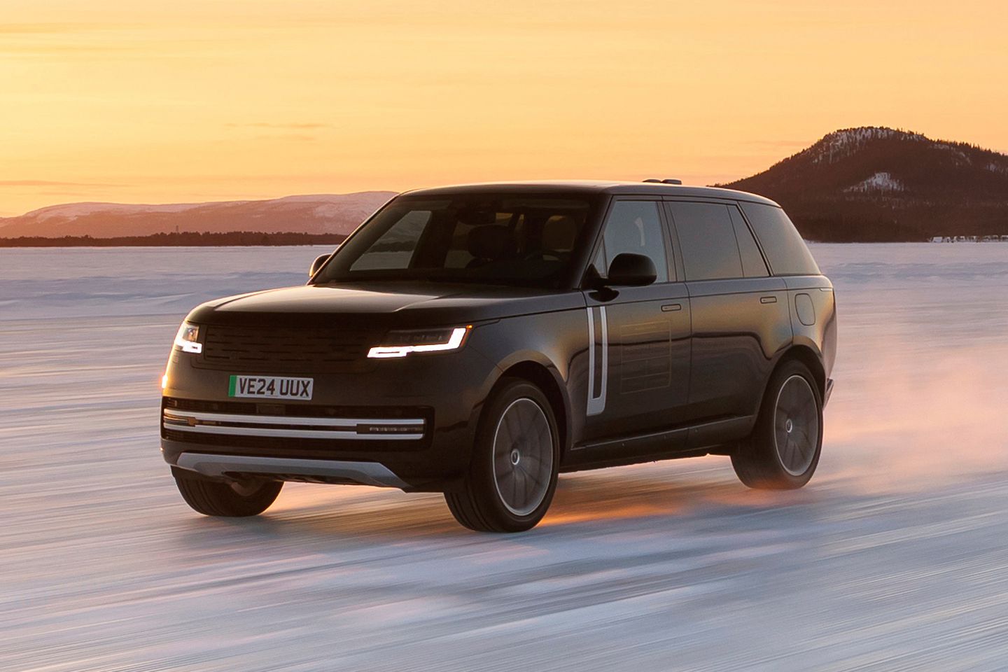 Range Rover Electric Vows ‘Sub-Zero StroMacy’