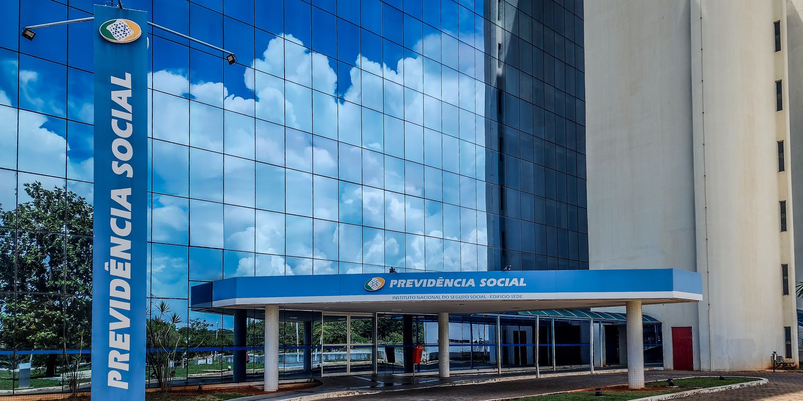 INSS: aposentado não precisa pedir exclusão de desconto indevido