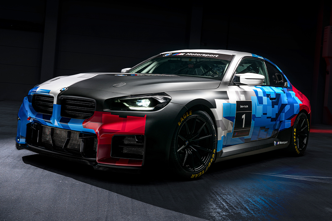 A BMW construiu um carro de corrida de nível básico que canaliza o espírito do E30 M3 original