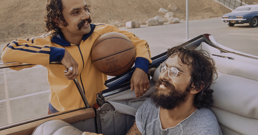 Revisão de ‘Cheech e Chong’: rolando outro para a estrada