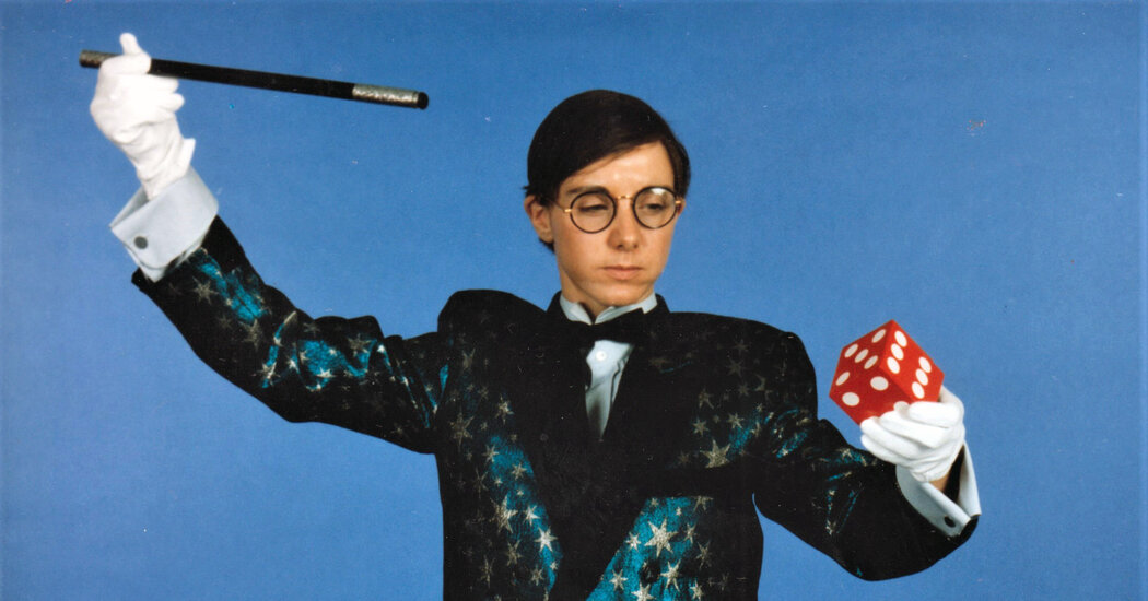 O círculo mágico da Grã -Bretanha recebe a mulher que se disfarçou como homem