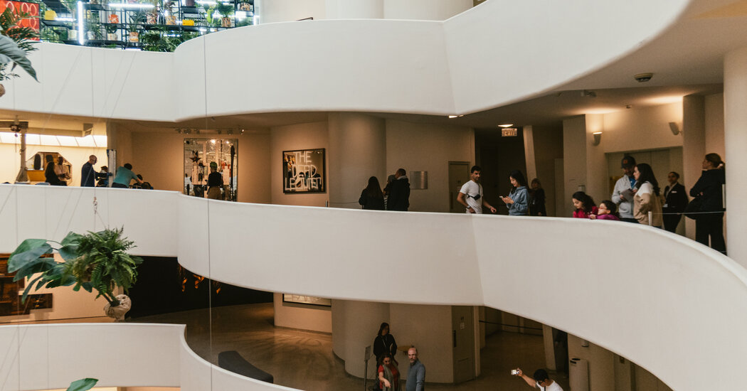 Como Hauser & Wirth assumiu os museus de Nova York nesta primavera