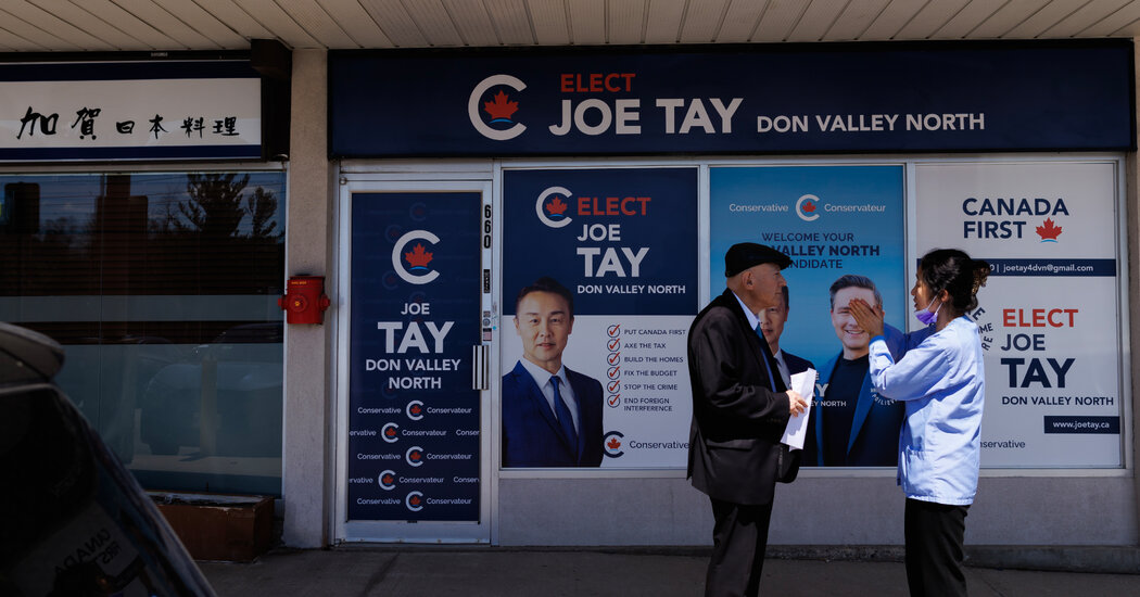 Com uma recompensa na cabeça, um crítico da China concorre na eleição do Canadá