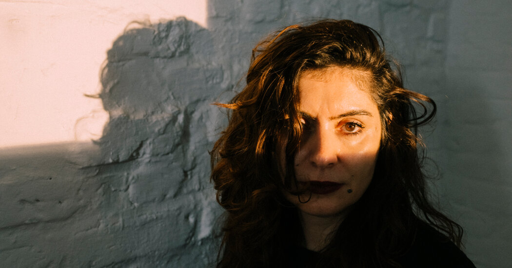 Rosa Barba ilumina o MoMA com seu amor pelo cinema