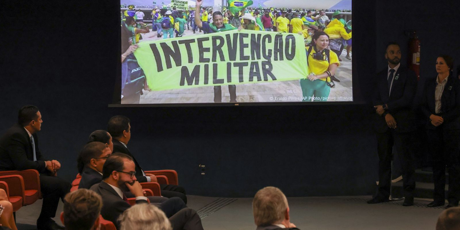 Por unanimidade, STF torna réus mais seis denunciados pela trama golpe