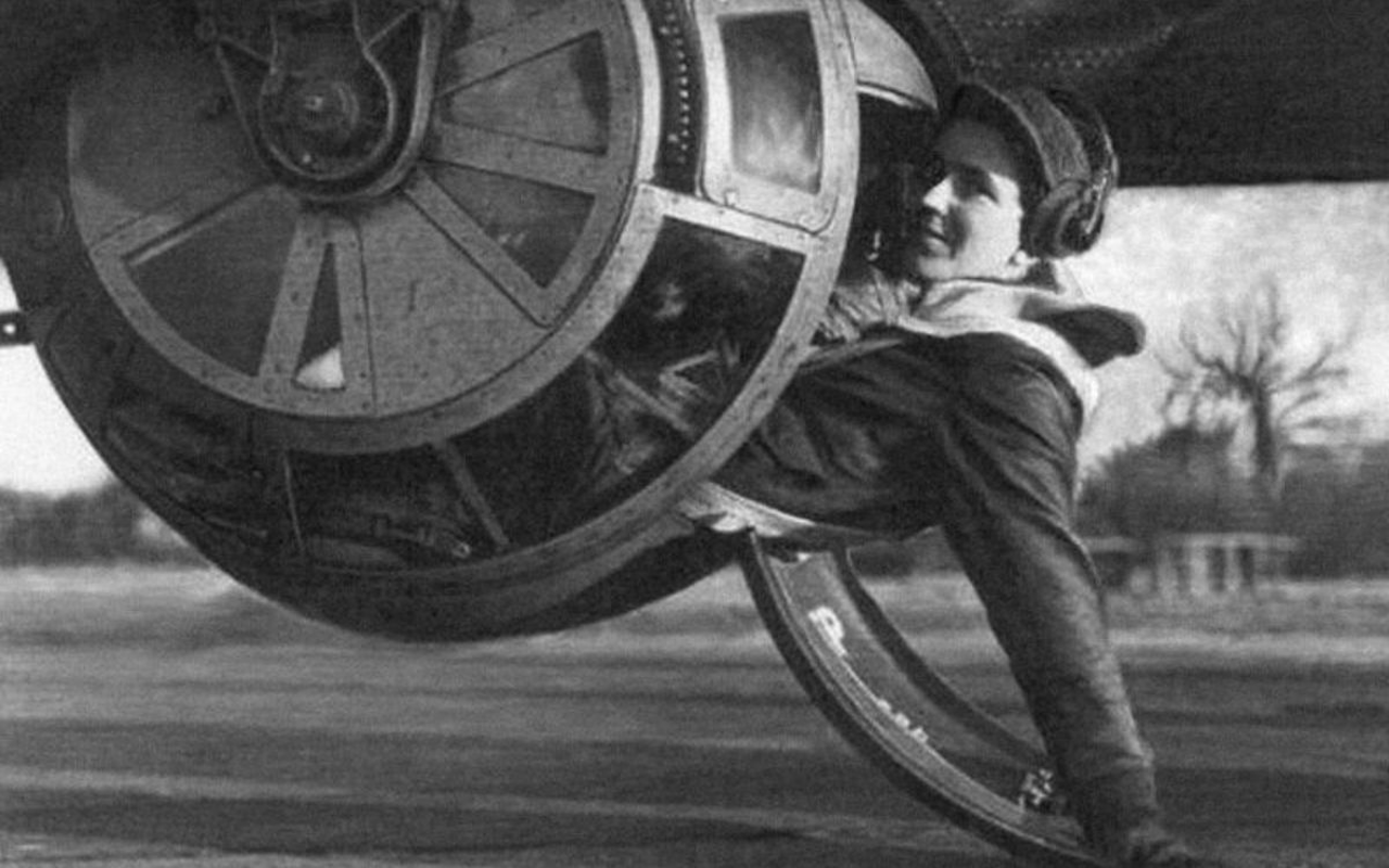 Aviadores que sobreviveram a quedas livres de pára-quedas
