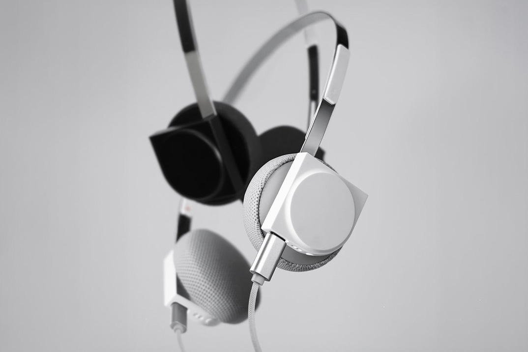 Os fones de ouvido HP1 de inspiração retro do KM5 se parecem com os que você usou com seu walkman