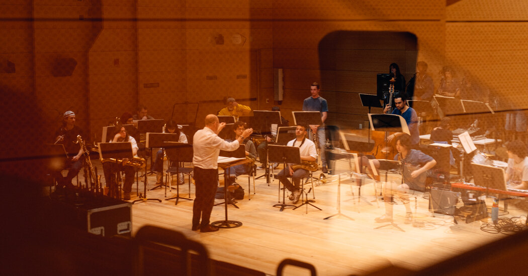 A obra -prima experimental de Carla Bley recebe uma estréia tardia