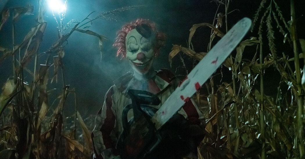 Revisão de ‘palhaço em um campo de milho’: perseguidores