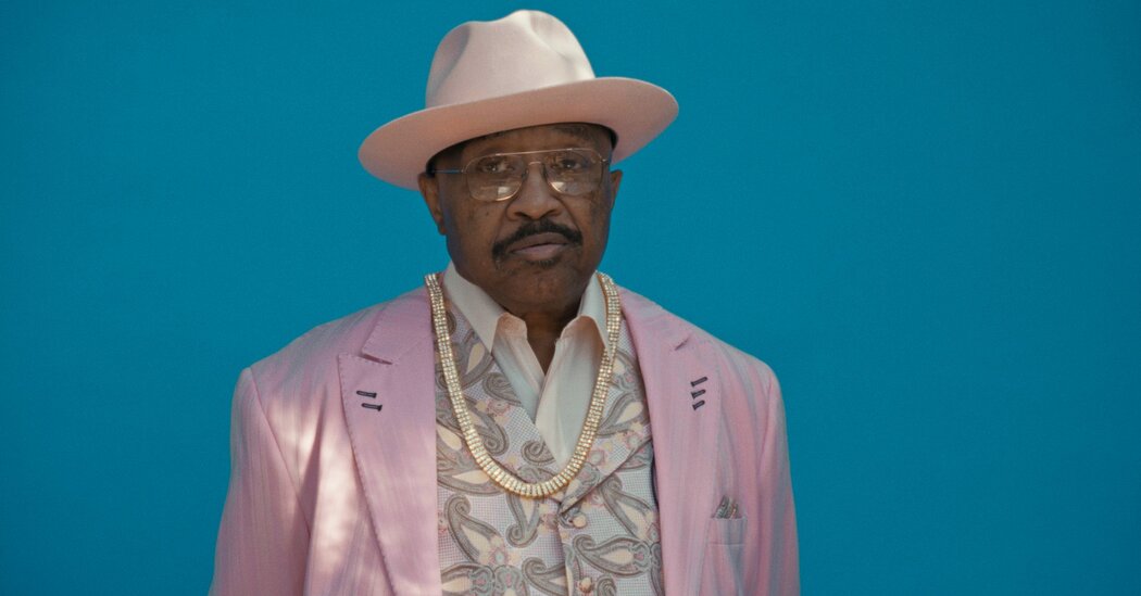 ‘Swamp Dogg recebe sua piscina pintada’: no ​​fundo do poço