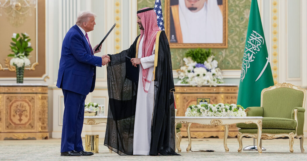 Presidente Trump recebe as boas -vindas na Arábia Saudita para visita ao Oriente Médio: Atualizações ao vivo