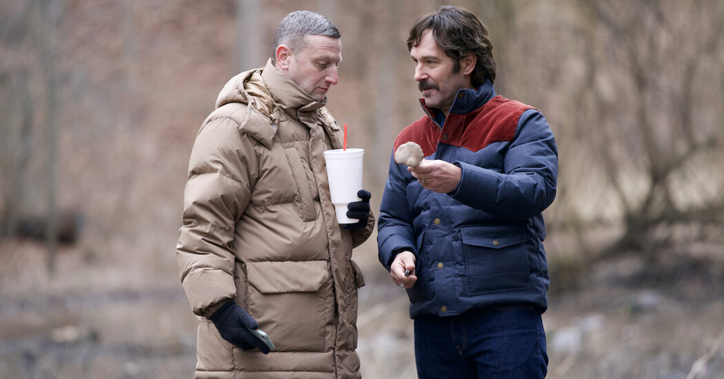 Em comédias sombrias como ‘amizade’, Bad Bromance Brews