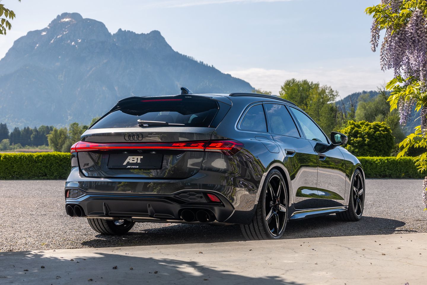 Novo Audi S5 recebe 440hp graças ao ABT