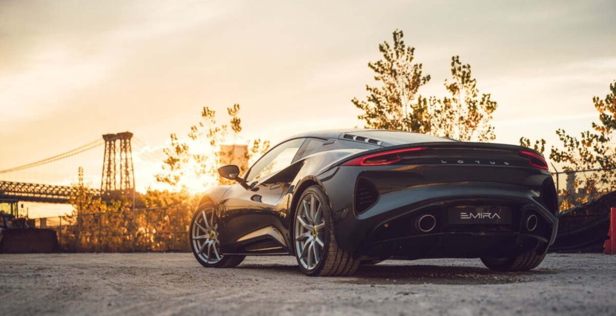Lotus pode trocar o V6 do Emira para este motor de monstro