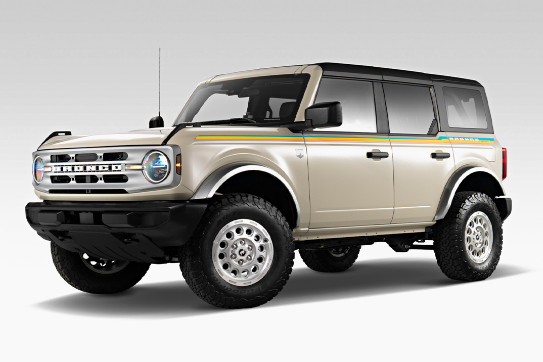 O Ford Bronco Coastal é puro vibrações de praia retro da Califórnia em quatro rodas