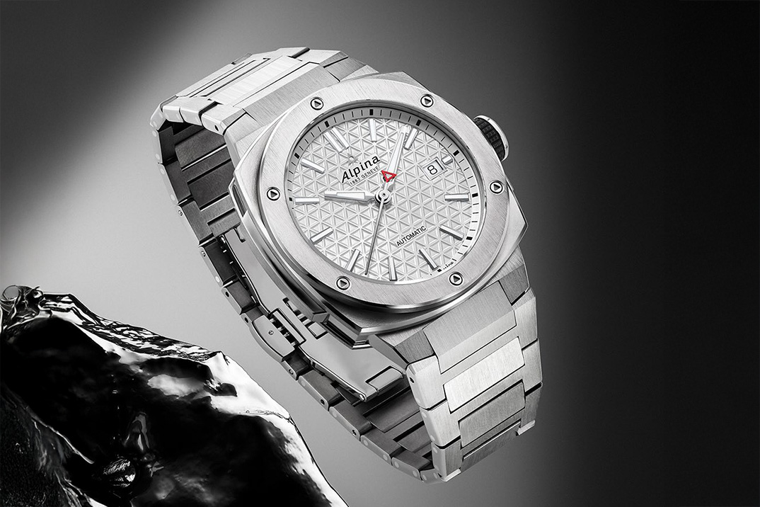 Alpina vai titânio pela primeira vez com o Alpiner Extreme Automatic