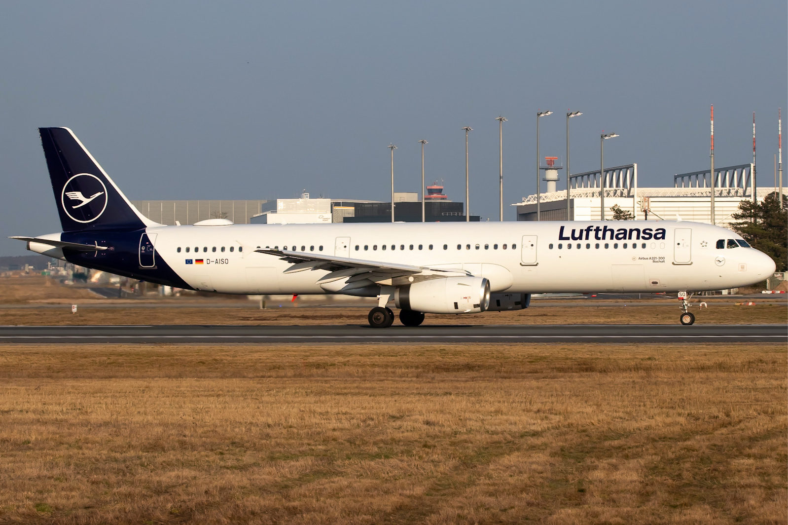 O avião piloto sem piloto de Lufthansa evoca memórias de tragédia da Alemanha 9525