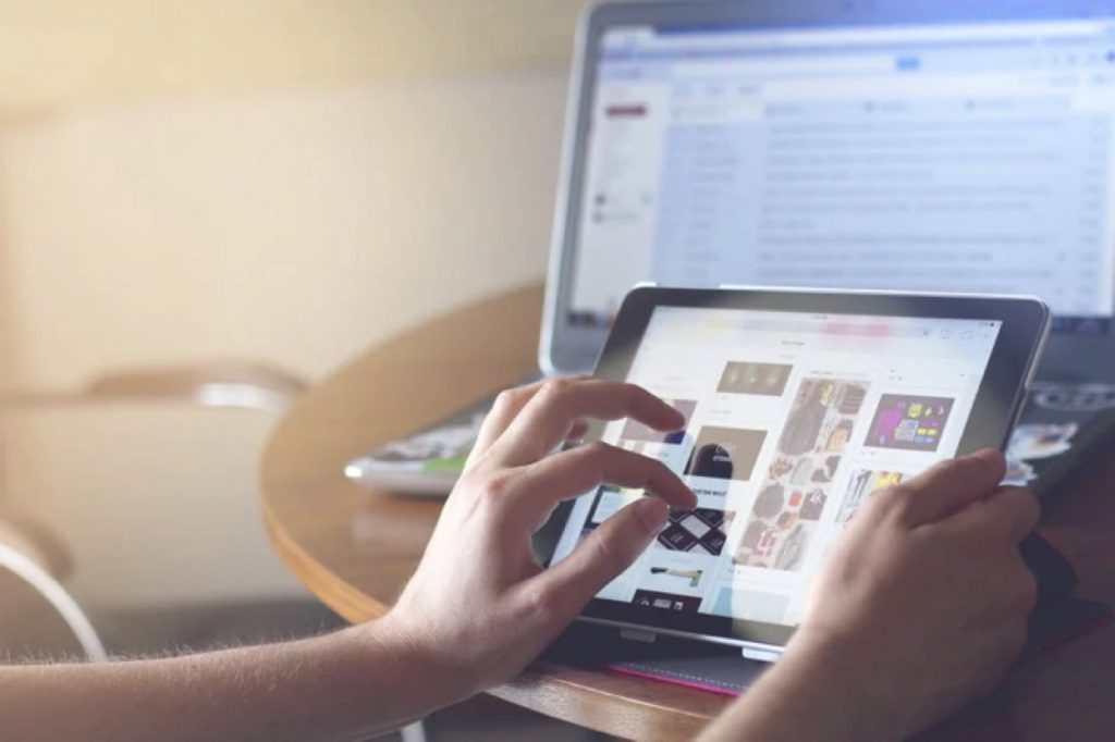 O futuro do comércio digital B2B: tendências e estratégias para 2025 e além