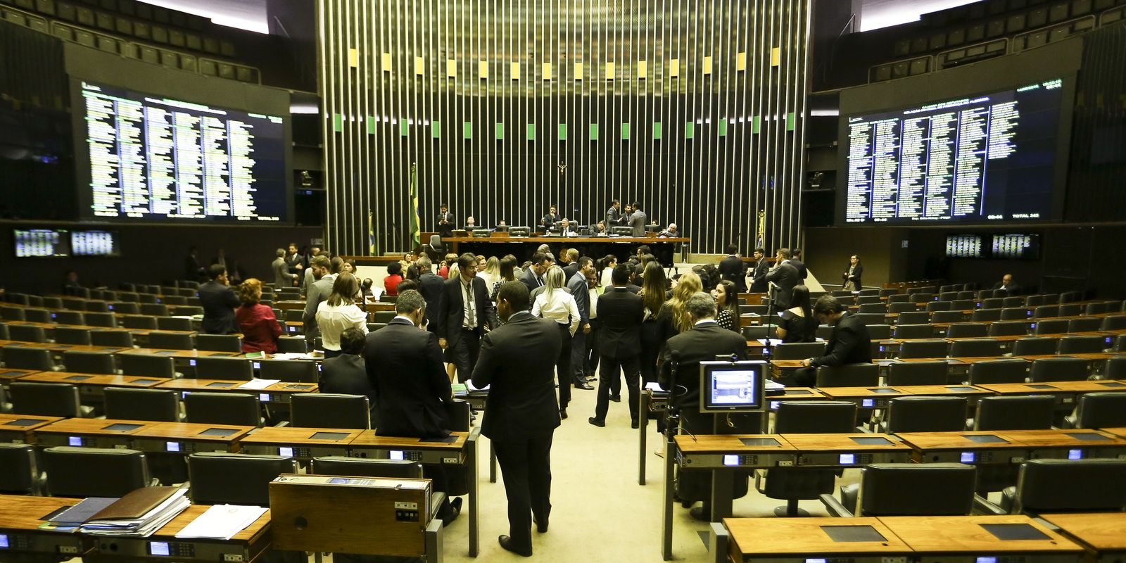Câmara pode votar urgência para aumentar número de deputados federais