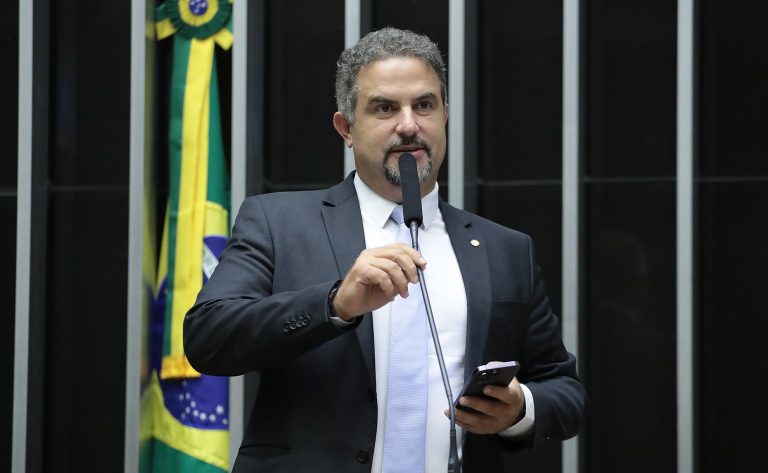 Relator recomenda a suspensão do mandato do deputado Gilvan da Federal por três meses – Notícias