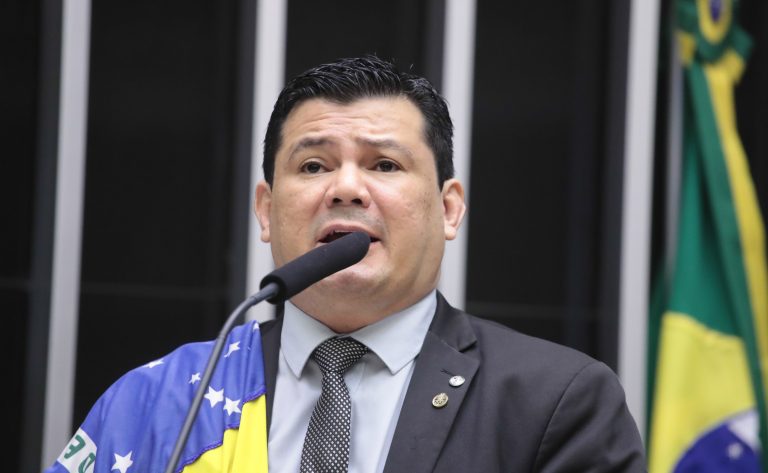 Conselho de Ética analisa pedido de suspensão do mandato do deputado Gilvan da Federal – Notícias