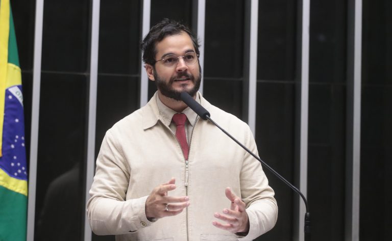 Câmara aprova projeto que cria a Lei do Mar – Notícias