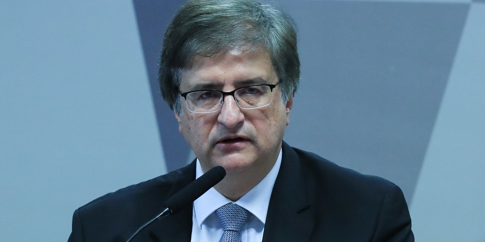 PGR é a favor de prisão domiciliar para Collor