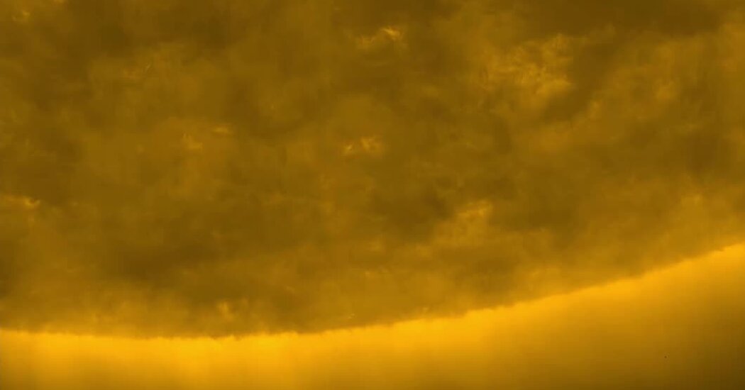 Primeiras imagens do Pólo Sul do Sun, lançado por Solar Orbiter