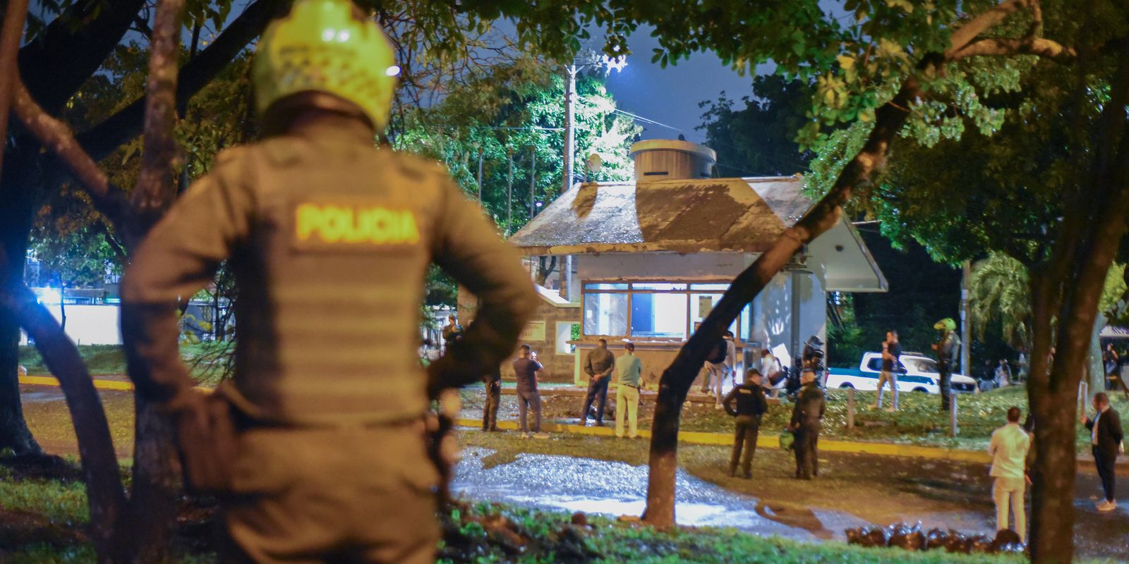 Colômbia oferece US$ 730 mil para prender mandante de atentado