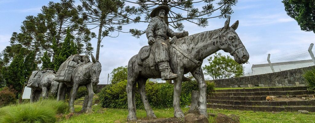 Santa Catarina avança no turismo internacional e cresce 67,3% em chegadas de estrangeiros