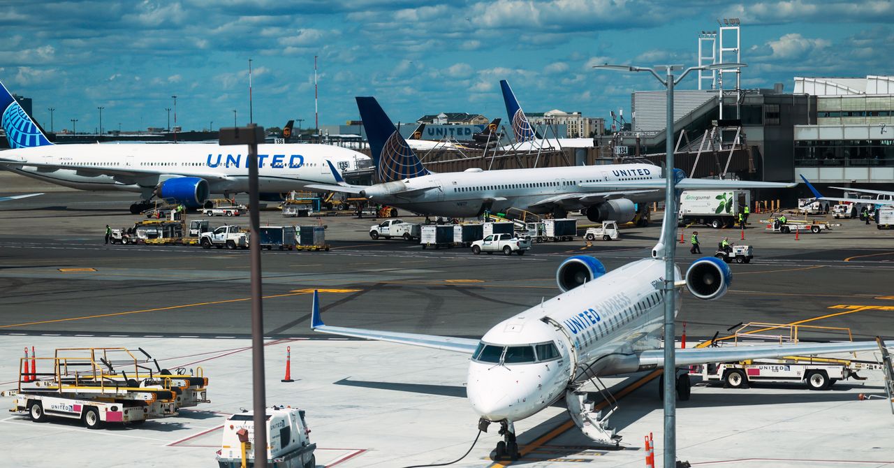 As companhias aéreas não querem que você saiba que venderam seus dados de voo para DHS