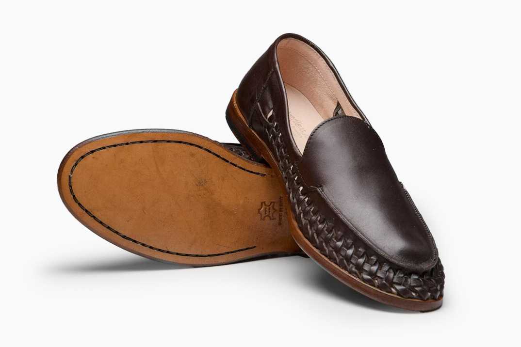 Samaflex de Astorflex, Local Veneziano, é o seu novo sapato de verão favorito, esteja você que você está usando jeans ou calças