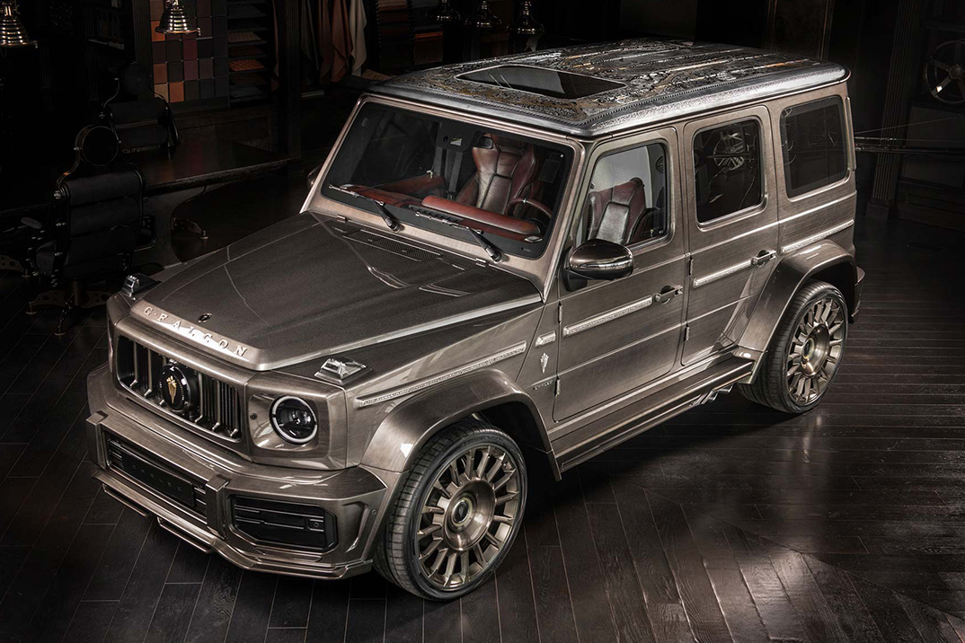 Carlex & Vo Vapen transformaram este G-Wagon em uma escultura única com tema de pássaro sobre rodas