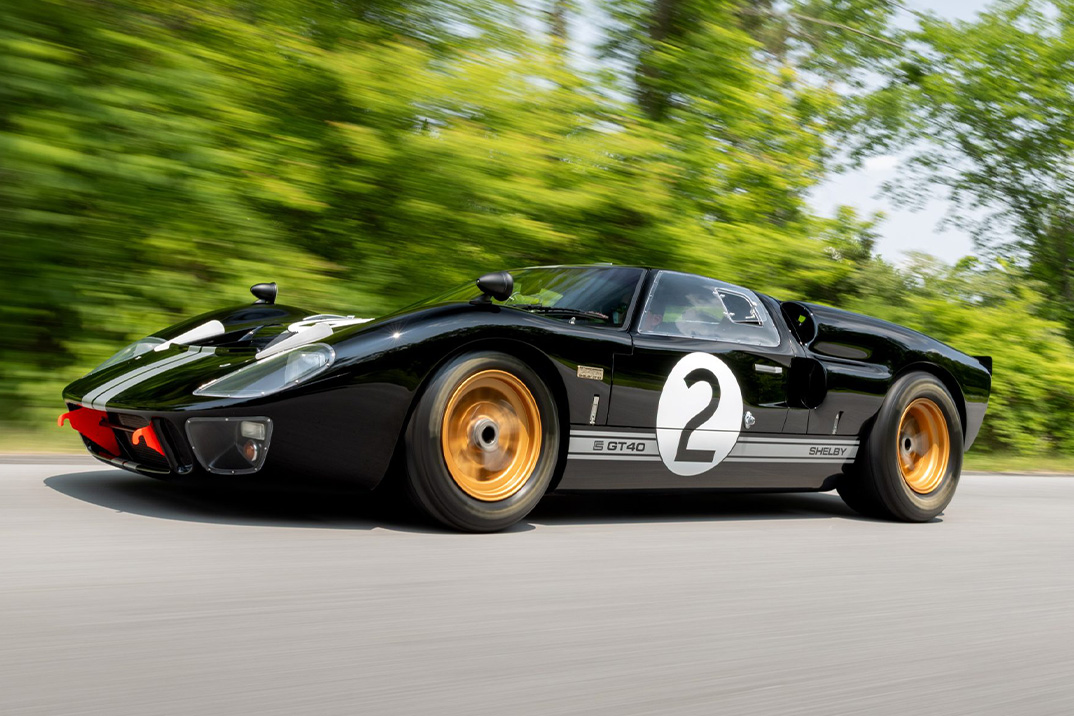 Esta edição de aniversário de superformance de 600hp GT40 MKII é o seu ingresso para Le Mans Glory