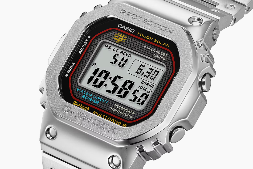 G-Shock fornece ao seu modelo de 1983 o tratamento metal completo com o GMW-B5000D-1C