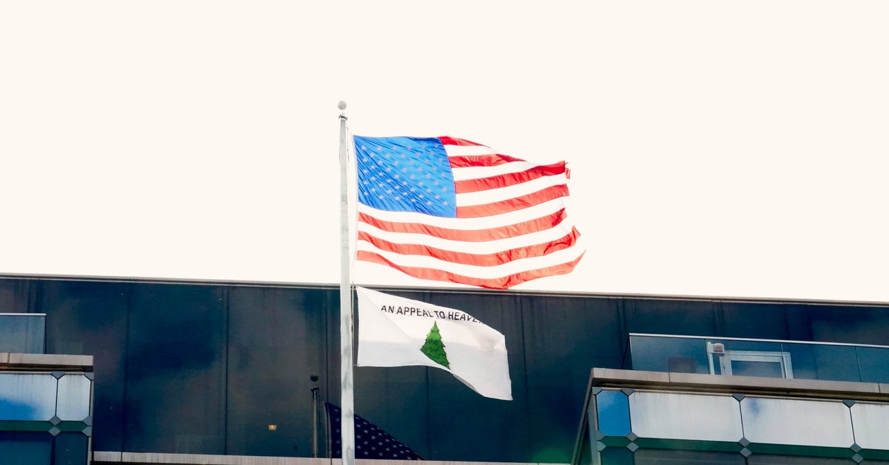 A bandeira ‘apelo ao céu’ de extrema direita voou acima da agência governamental em DC