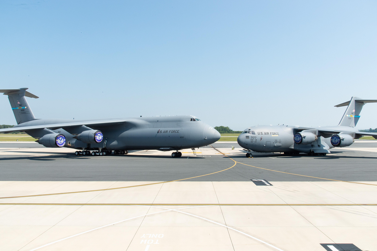 O envelhecimento das frotas C-5 e C-17 ameaçam a diferença de mobilidade da USAF