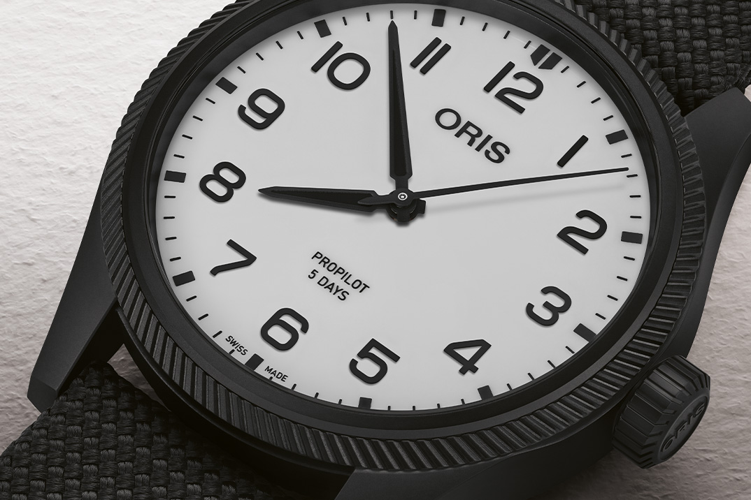 O ORIS ‘Holstein Edition 2025 PROPILOT apresenta seu primeiro mostrador totalmente luminado