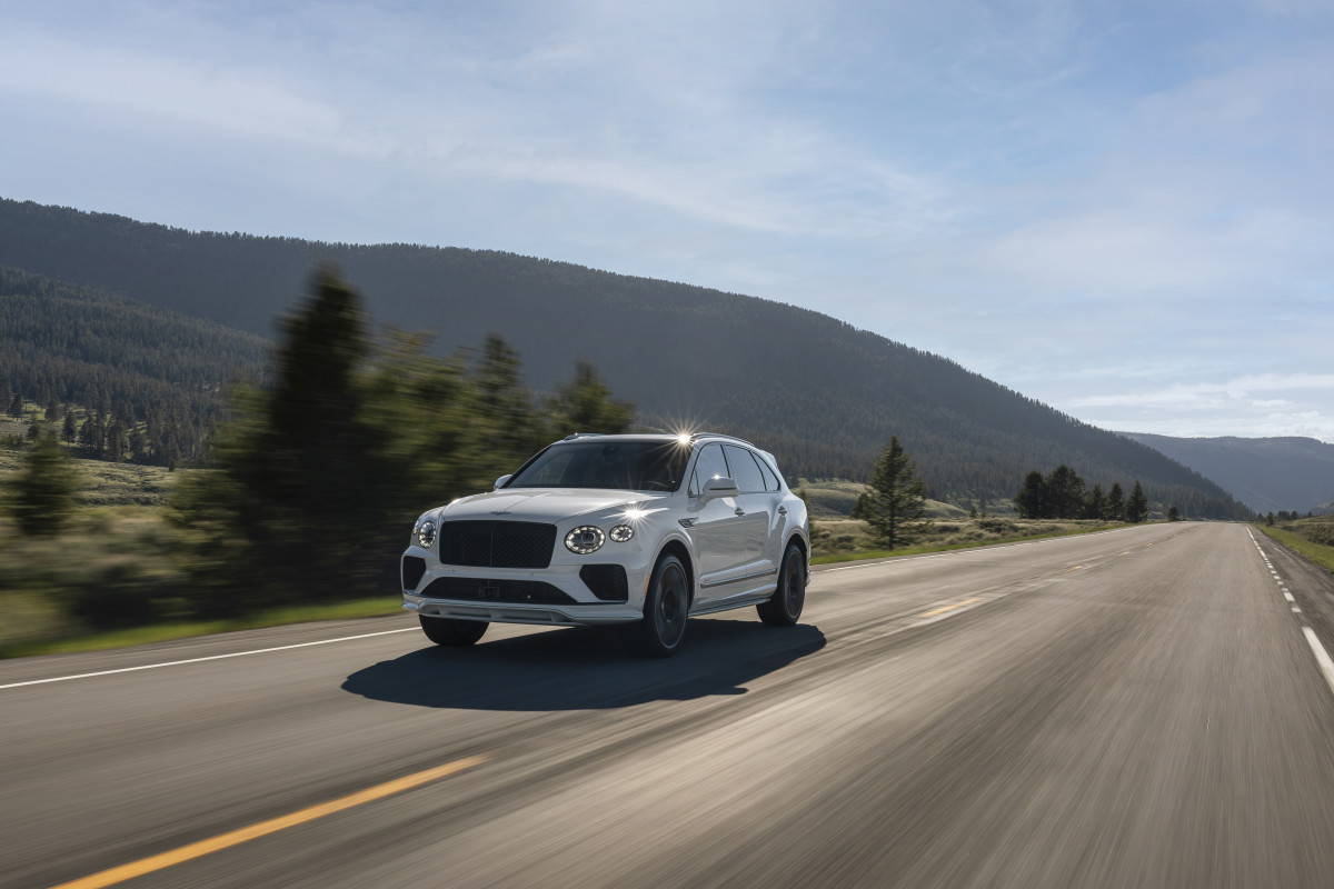 W12 está morto, viva o V8: a nova velocidade de Bentayga é o SUV mais rápido de Bentley ainda