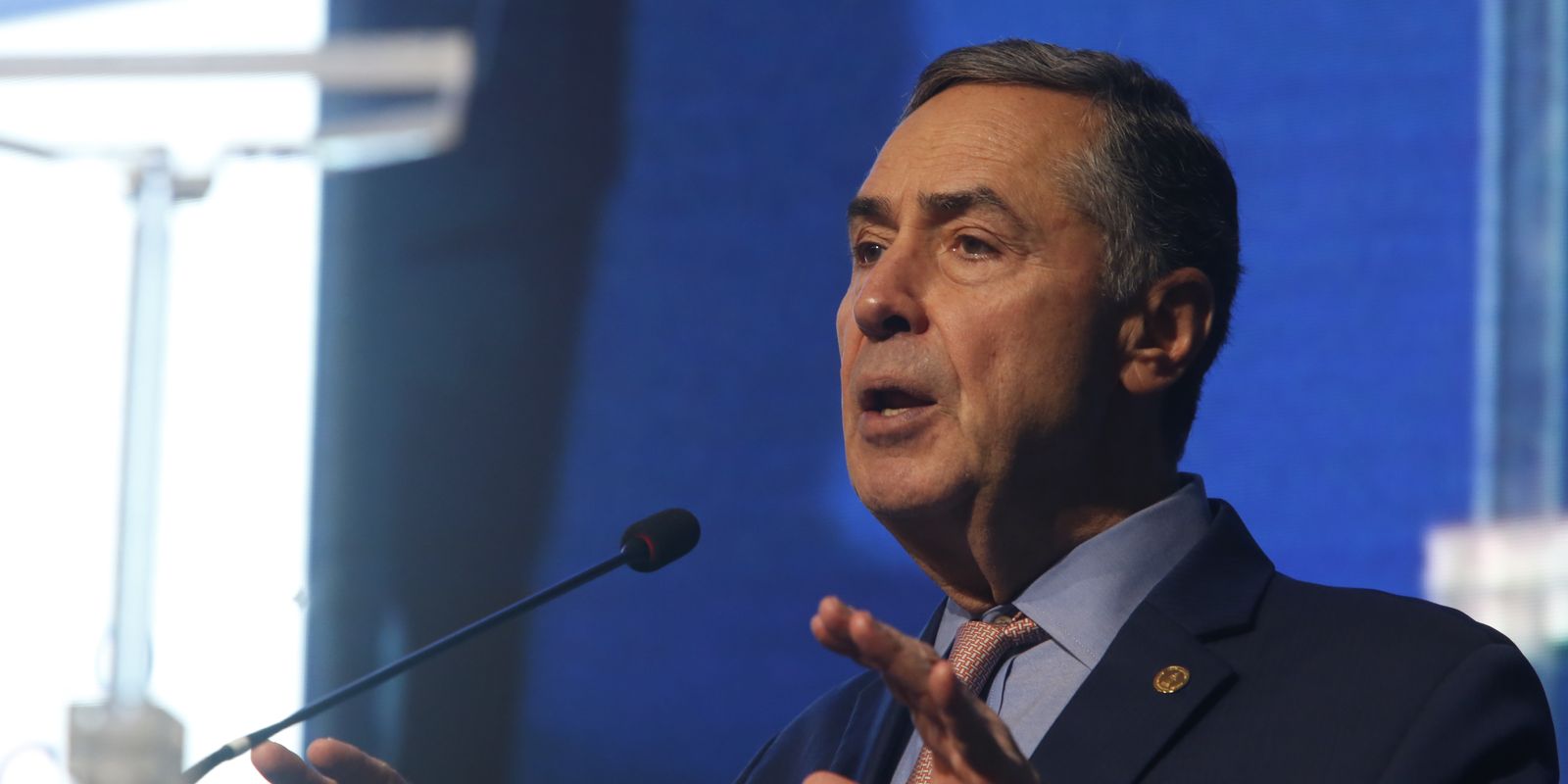 Barroso nega que STF legisle sobre responsabilização das redes sociais